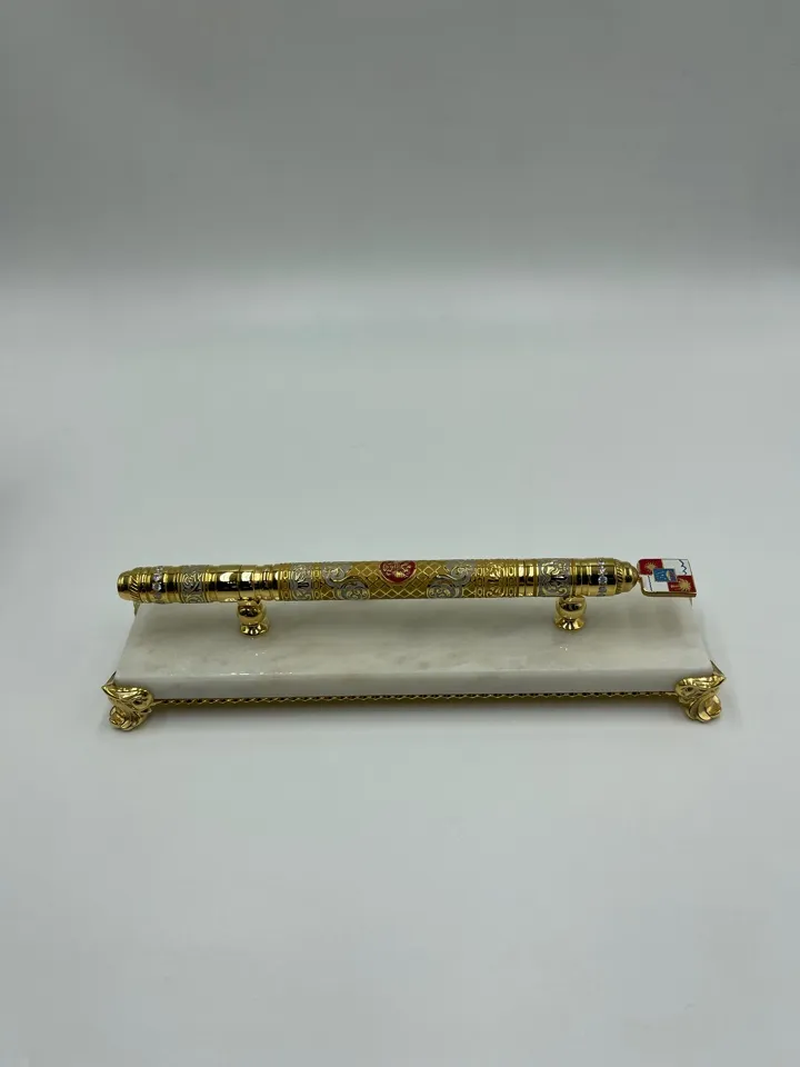 Ручка шариковая на подставке, золото 999