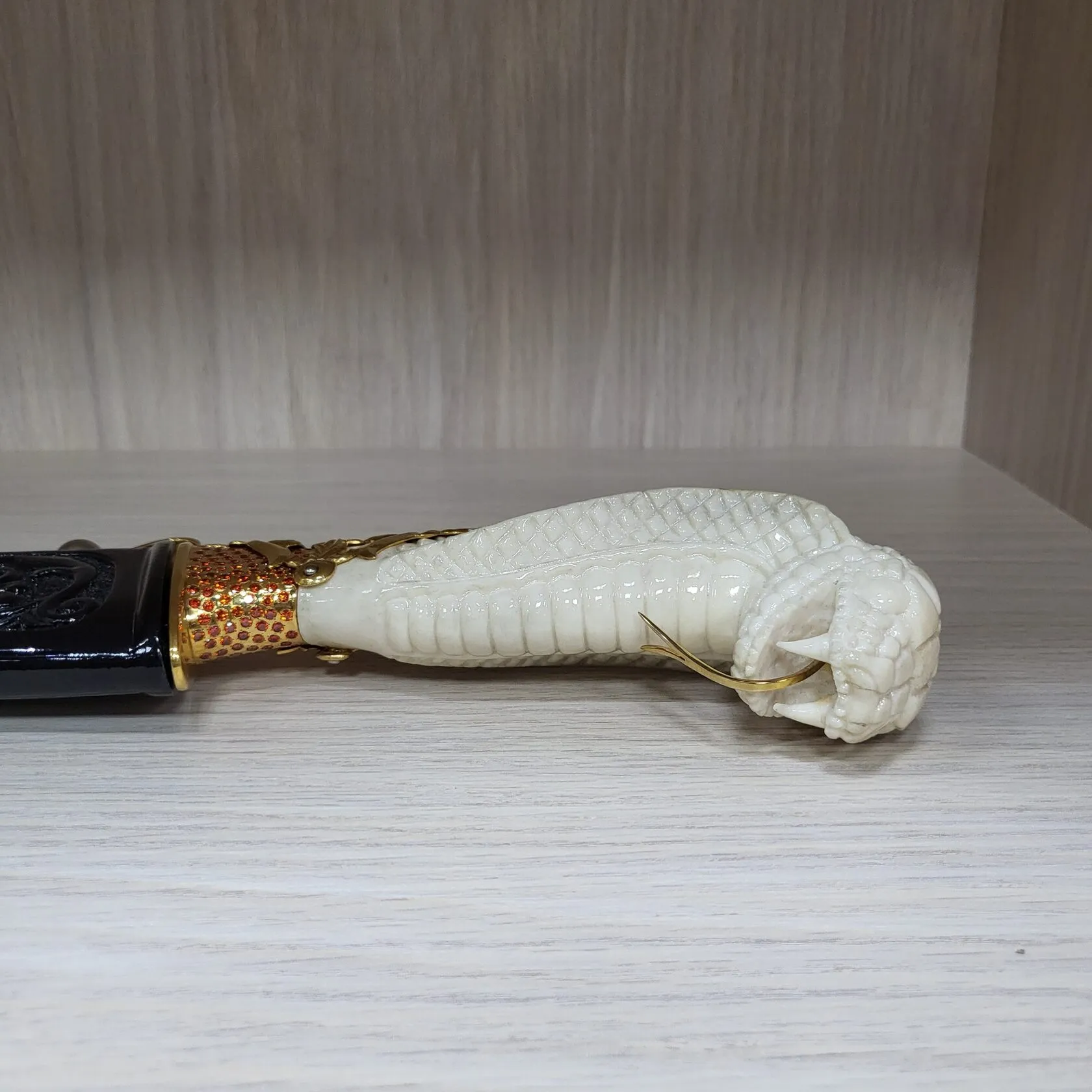 Композиция Кобра